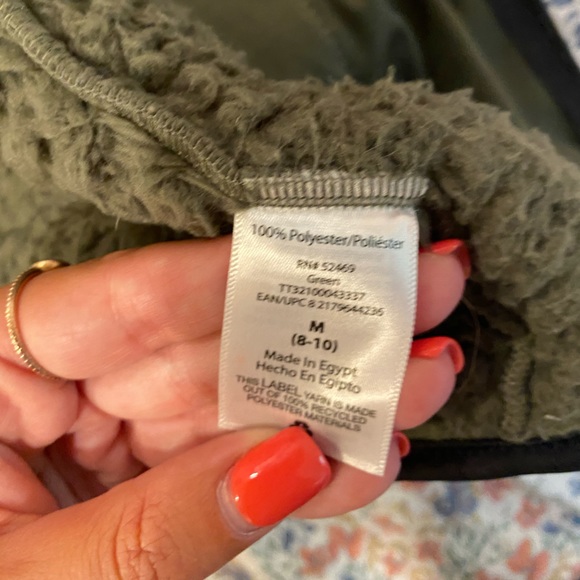 Green time and tru vest size medium - Picture 3 of 4